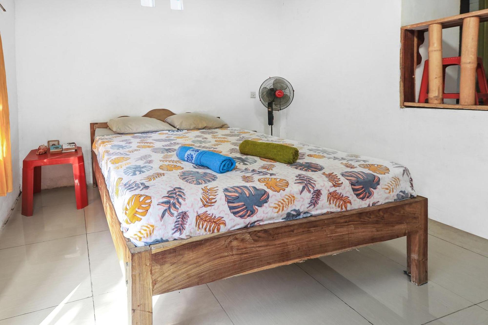 Palulu Garden Homestay Лабуан Баджо Екстериор снимка