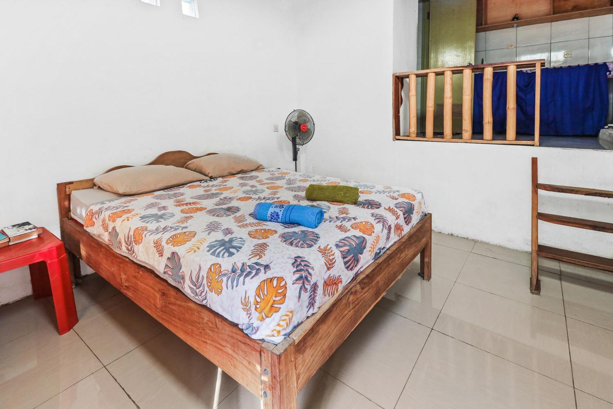 Palulu Garden Homestay Лабуан Баджо Екстериор снимка